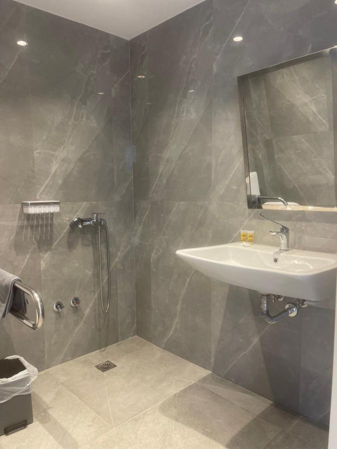 Asteras Hotel Sarti Eksteriør bilde
